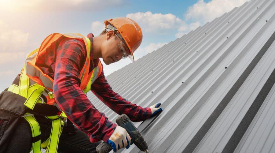Expert new roof installation services in La Motte, IA